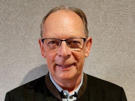 Robert Bedner Robert Bedner